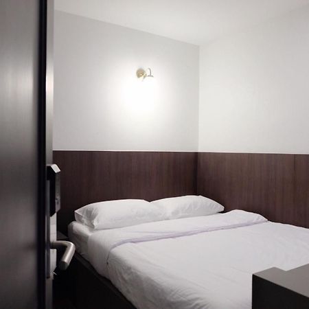 Four Sisters Homestay Bangkok Dış mekan fotoğraf