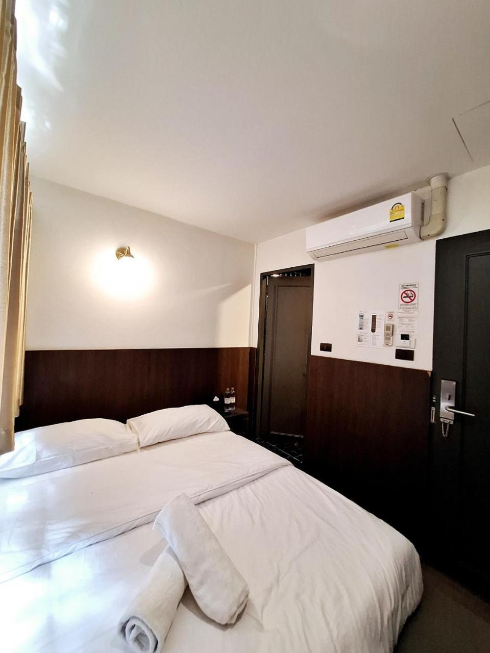 Four Sisters Homestay Bangkok Dış mekan fotoğraf