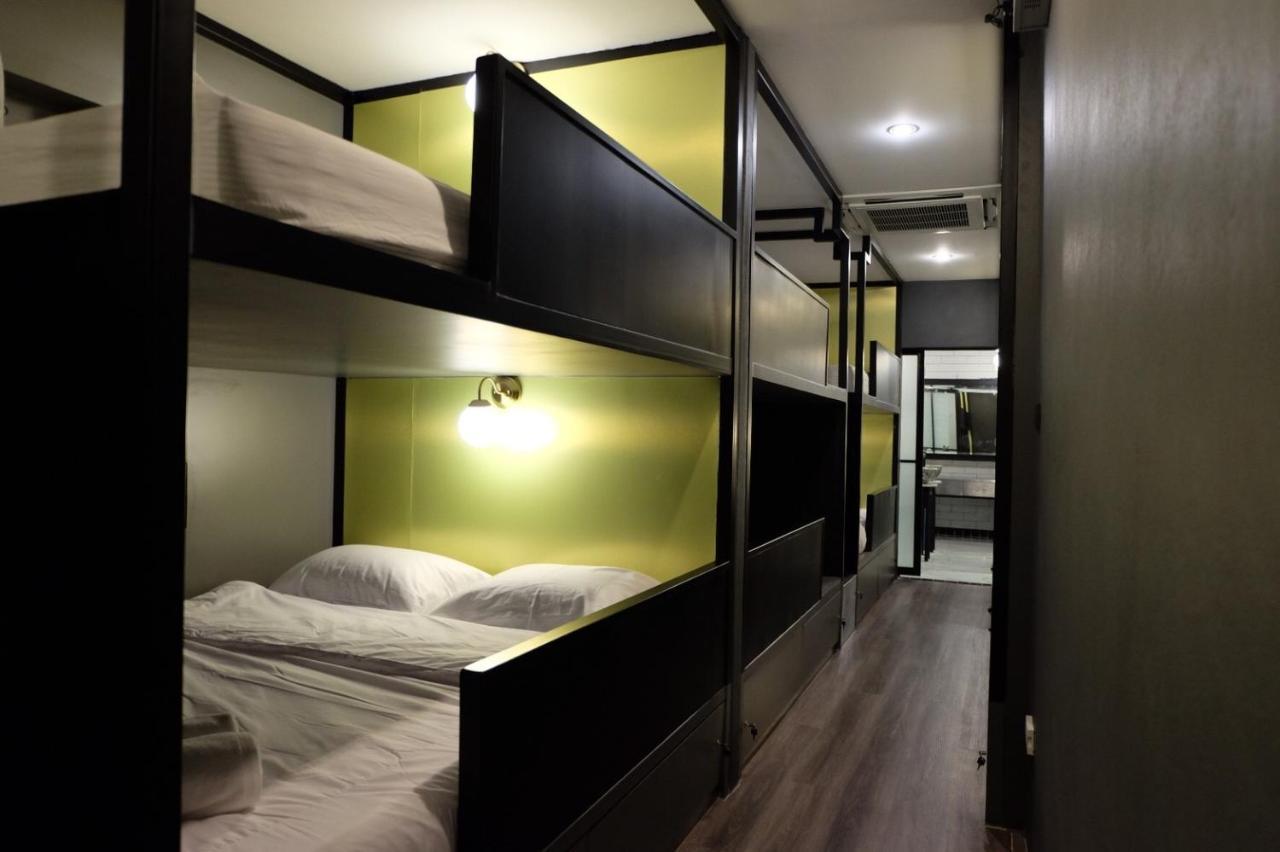 Four Sisters Homestay Bangkok Dış mekan fotoğraf