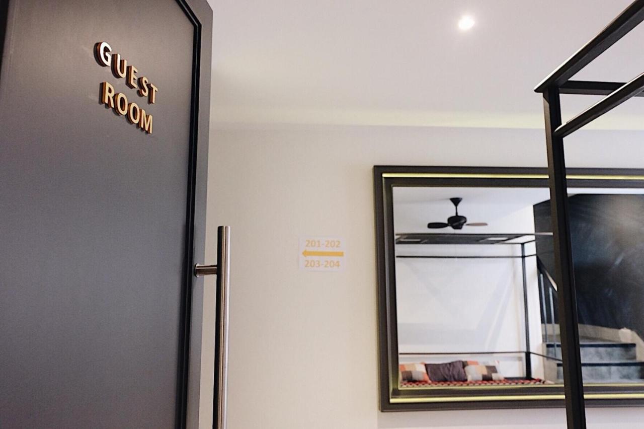 Four Sisters Homestay Bangkok Dış mekan fotoğraf