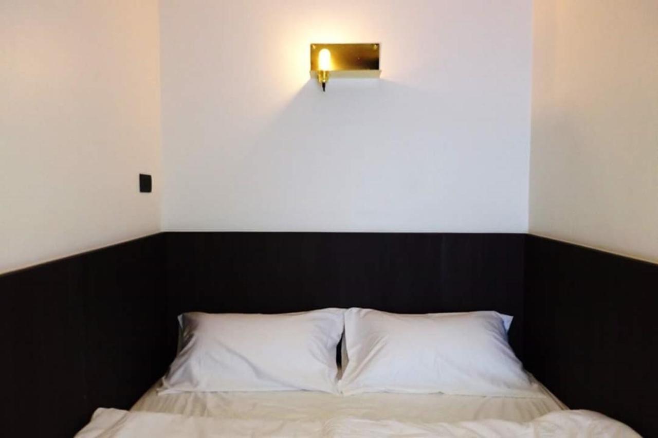 Four Sisters Homestay Bangkok Dış mekan fotoğraf