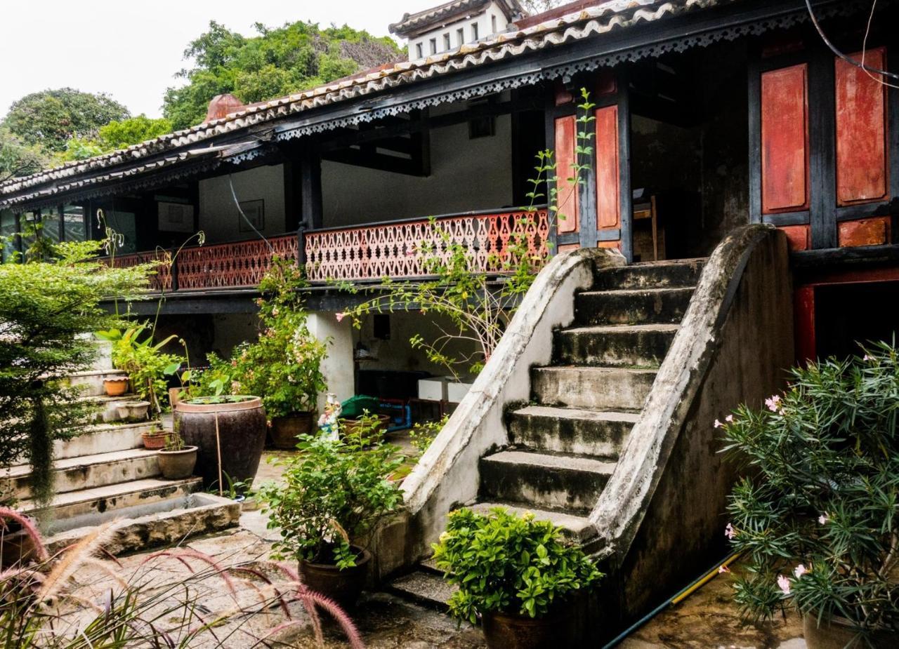 Four Sisters Homestay Bangkok Dış mekan fotoğraf